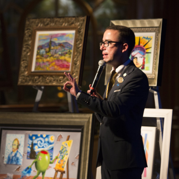Art auction logo