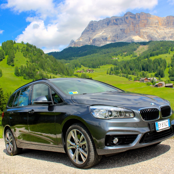 Grand tourer
