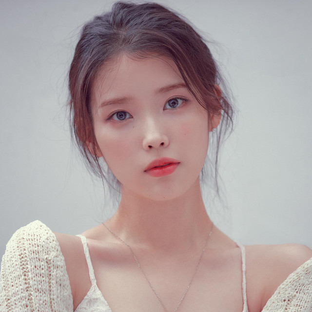 IU (singer)