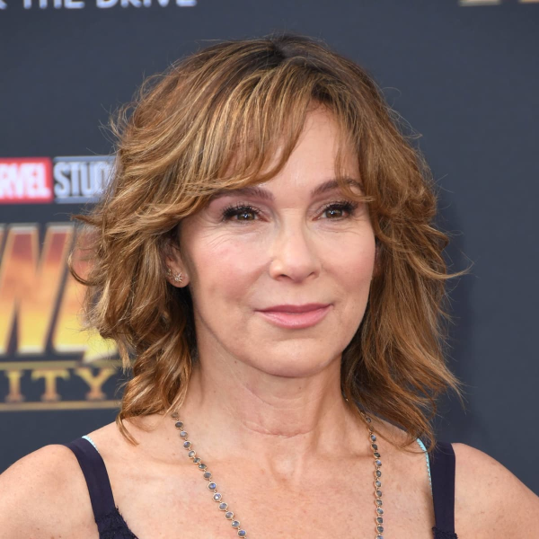 Jennifer Grey logo
