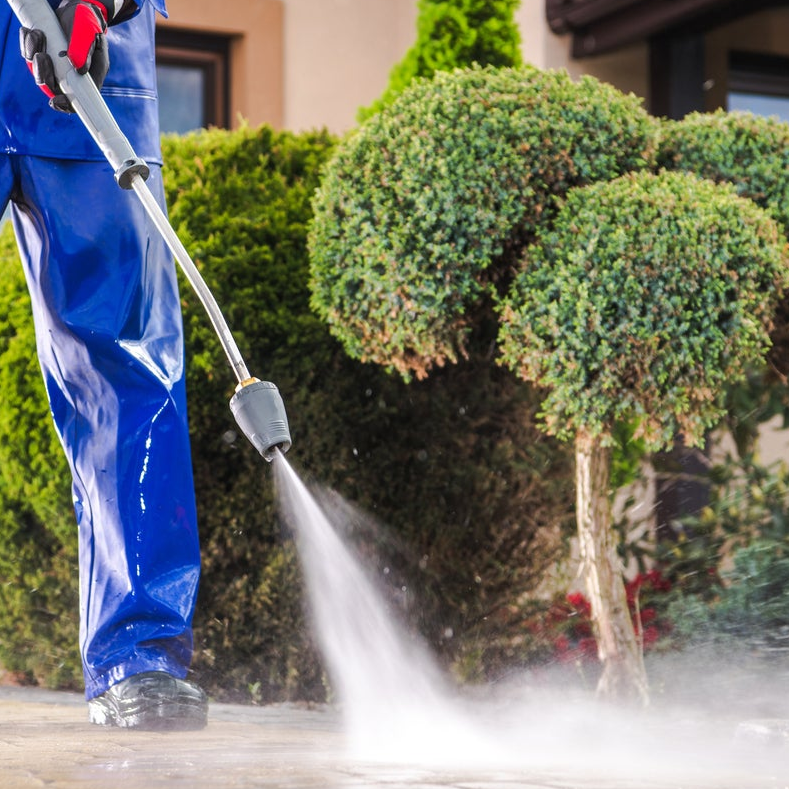Pressure washer