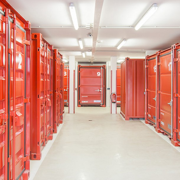 Self storage logo
