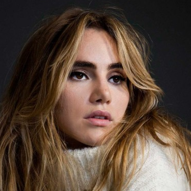 Suki Waterhouse