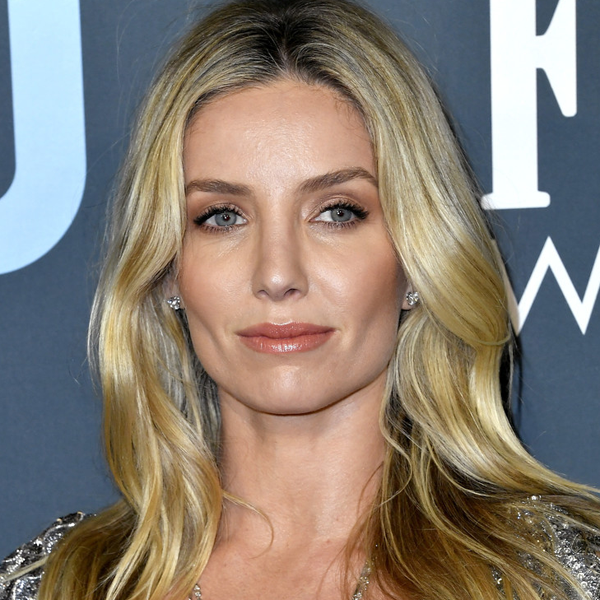 Annabelle Wallis logo