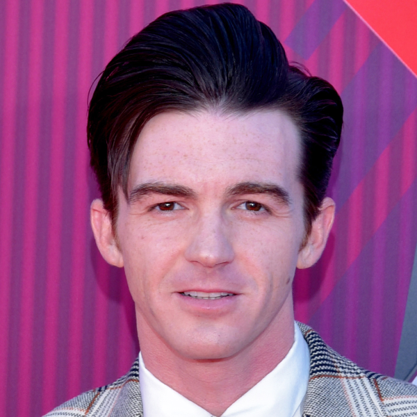 Drake Bell logo