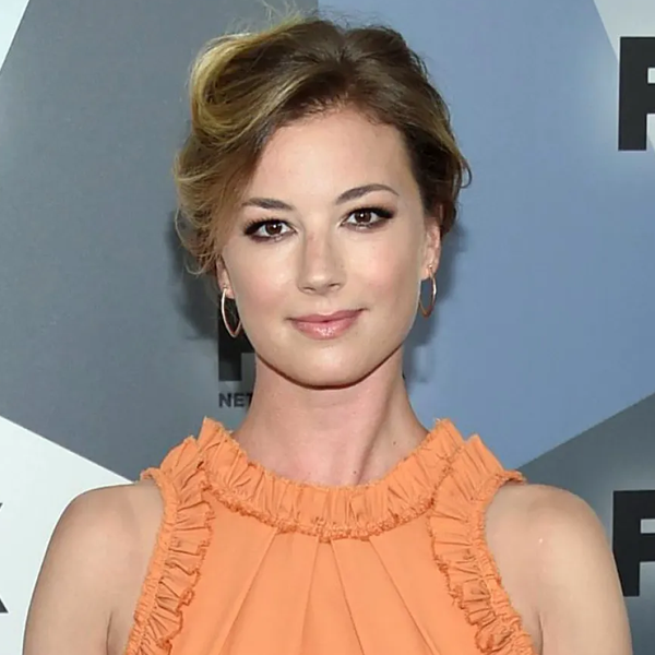 Emily VanCamp logo
