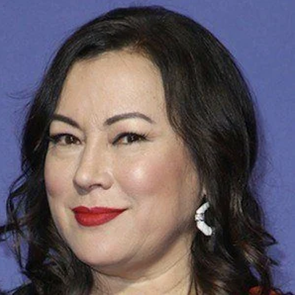 Jennifer Tilly logo