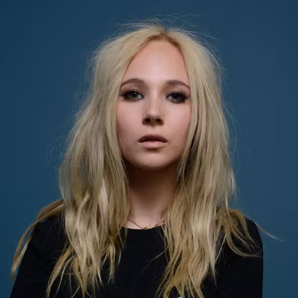 Juno Temple logo