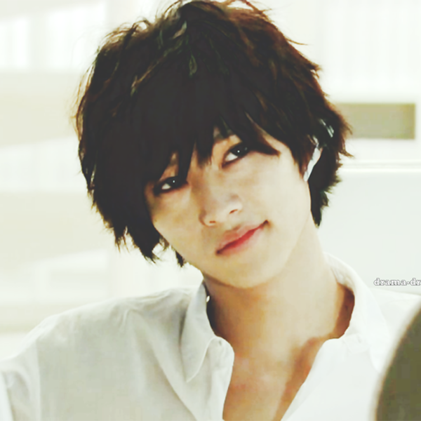 Kento Yamazaki logo