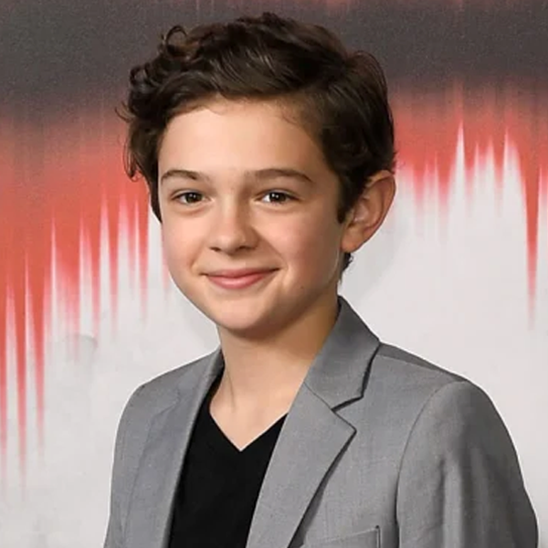 Noah Jupe logo