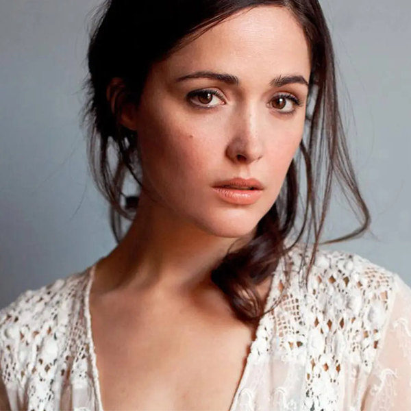Rose Byrne logo