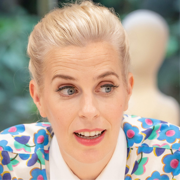 Sara Pascoe