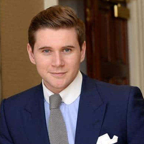 Allen Leech logo