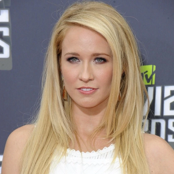Anna Camp logo