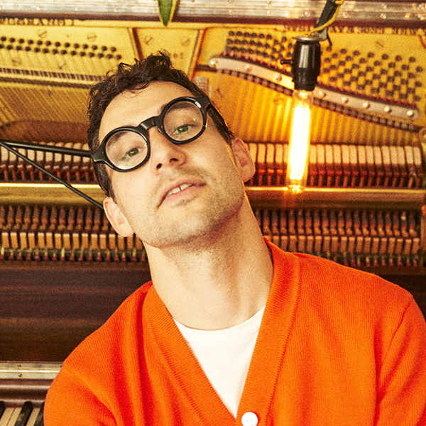 Bleachers logo