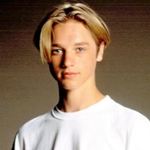 Devon Sawa logo