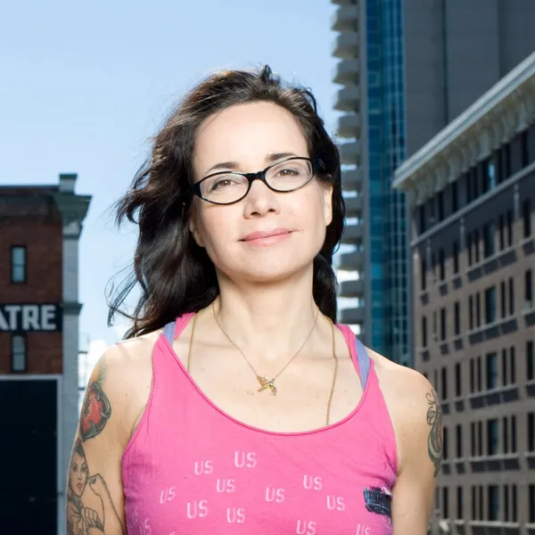 Janeane Garofalo logo
