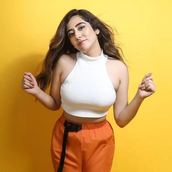 Jonita Gandhi