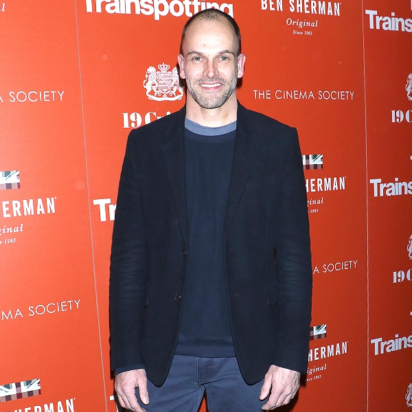 Jonny Lee Miller logo