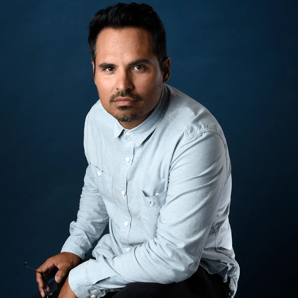 Michael Peña logo
