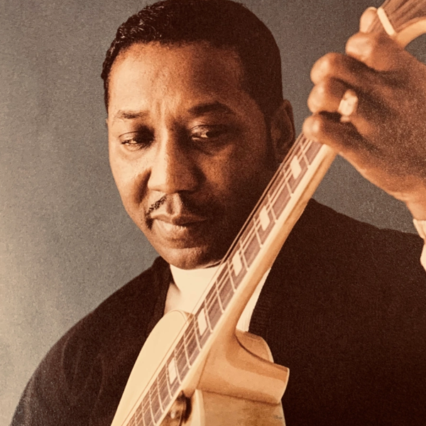 Muddy Waters logo