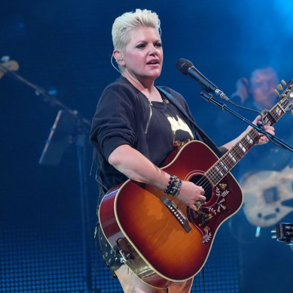 Natalie Maines logo