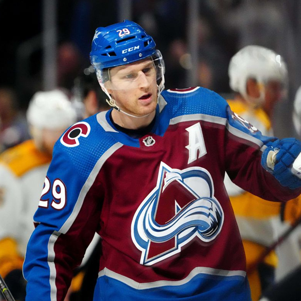 Nathan Mackinnon