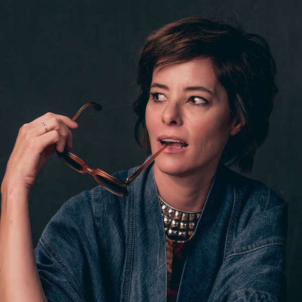 Parker Posey logo