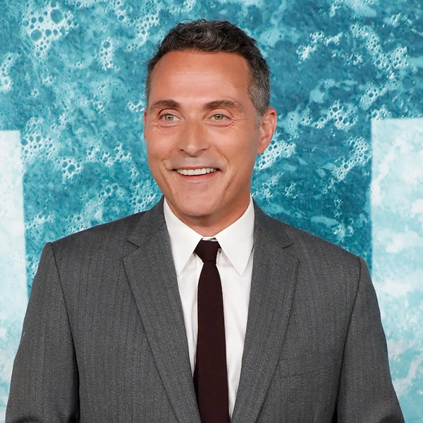 Rufus Sewell logo