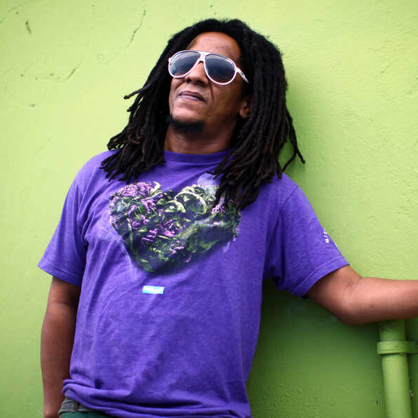 Tego Calderón logo