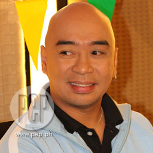 Wally Bayola