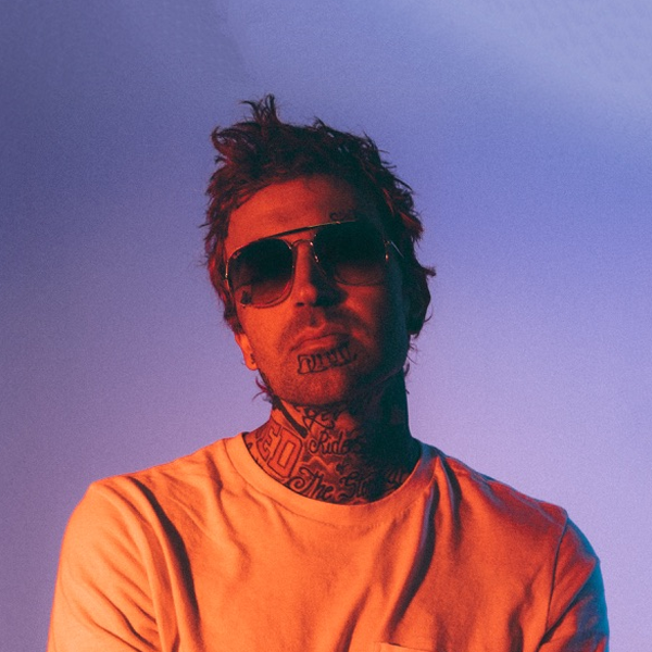 Yelawolf logo