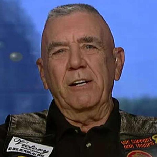 r lee ermey logo