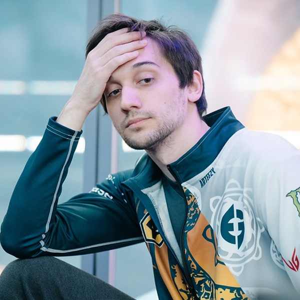 Artour Babaev