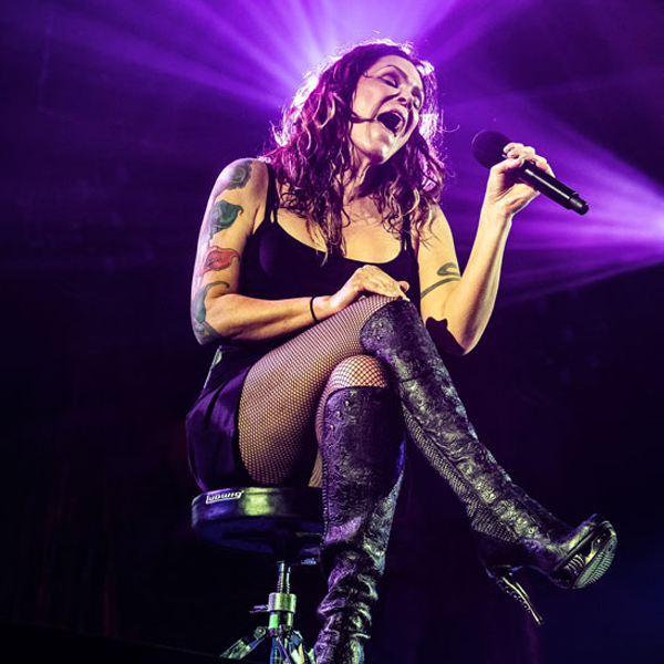 Beth Hart logo