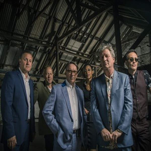 Squeeze (band)
