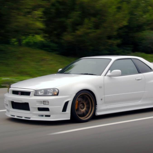 Nissan Skyline logo