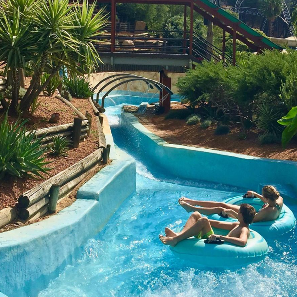 Adventure World (amusement park)