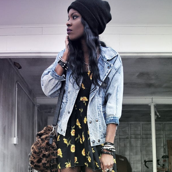 Alternative fashion logo