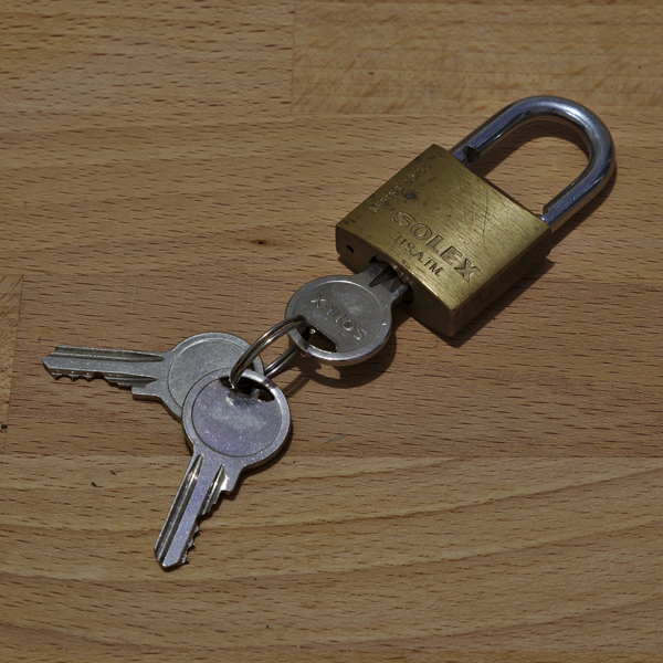 Key (lock) logo