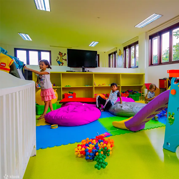 Kids club