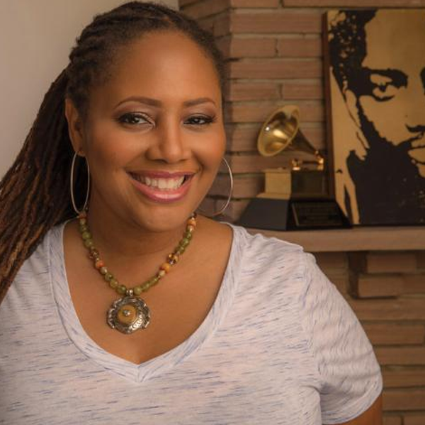 Lalah Hathaway