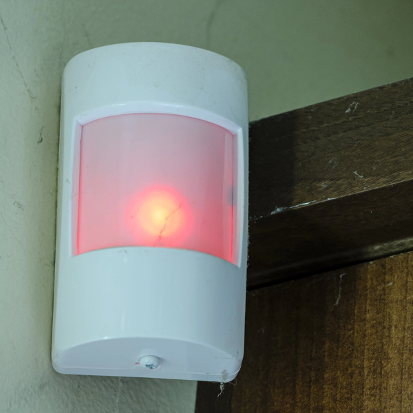 Motion detection logo