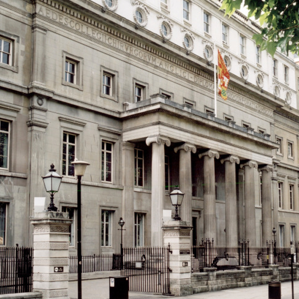 Royal College of Surgeons logo