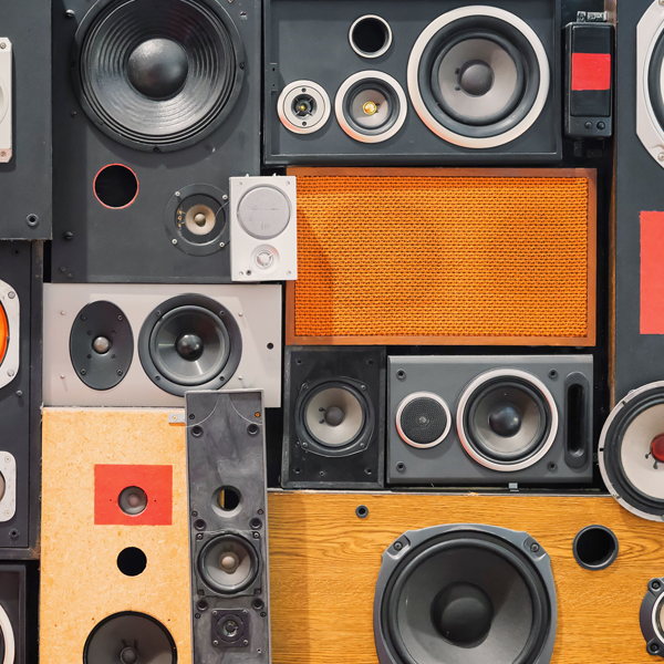 Stereophonic sound logo