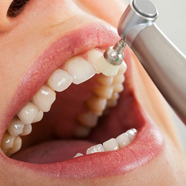 Teeth cleaning logo