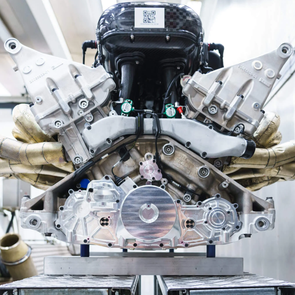 V6 engine