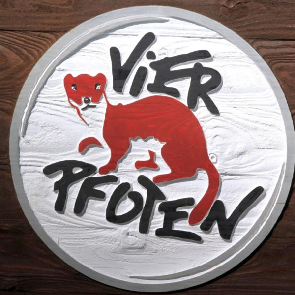VIER PFOTEN