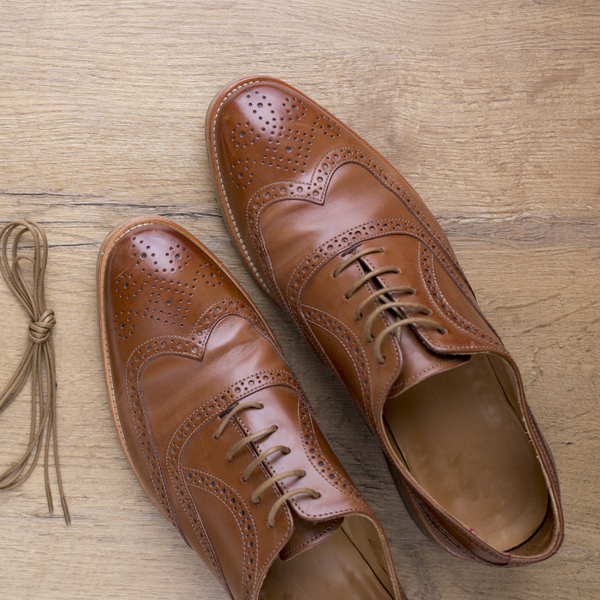 Brogue shoe logo