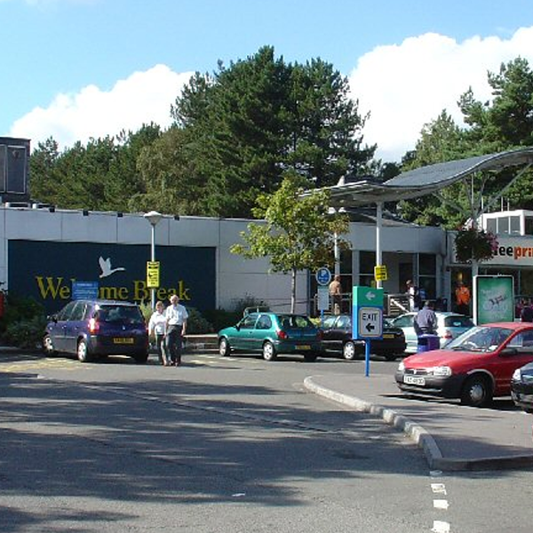 Fleet services logo